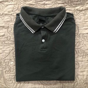 Men’s medium H &M collared shirt